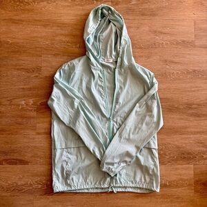 Women’s Light Blue Hooded Zip Up Windbreaker/Rain jacket Size M